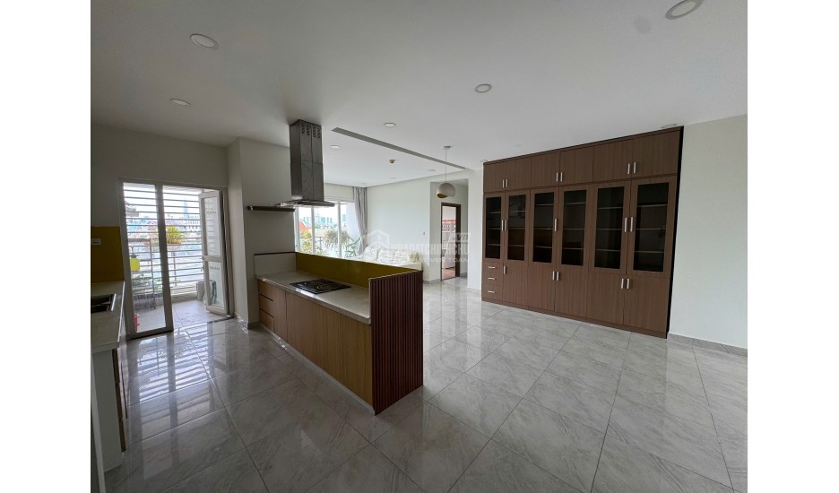 Bán căn hộ Sunny Plaza Phạm Văn Đồng - 117m2 , 3pn chỉ 6ty8 sổ riêng